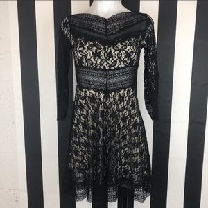 Carapace black lace stunning dress 👗 small petite